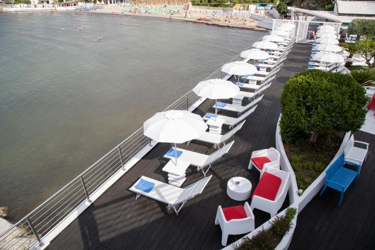 Hotel Furano Bahari à Agropoli Extérieur photo